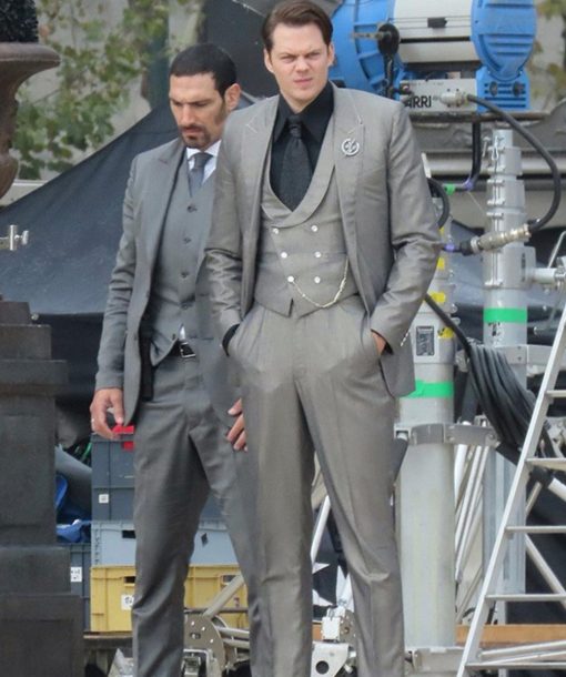 Bill Skarsgård John Wick Chapter 4 Marquis 2023 Grey Suit