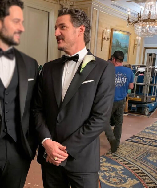 Pedro Pascal Black Blazer