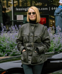 Uma Thurman Black Jacket